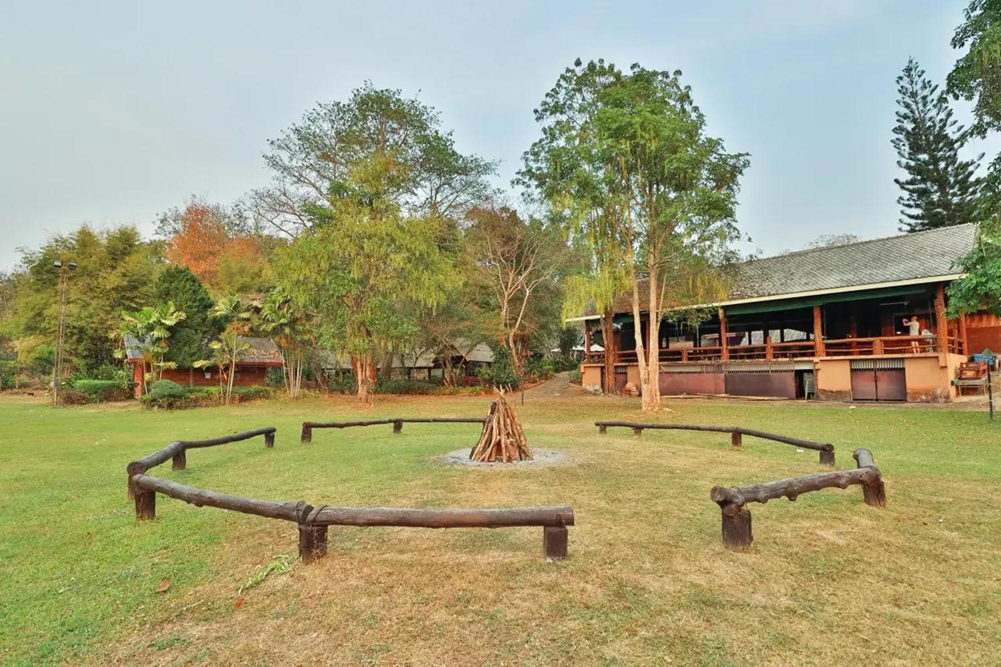 Royal Ping Garden And Resort Mae Taeng Exterior foto